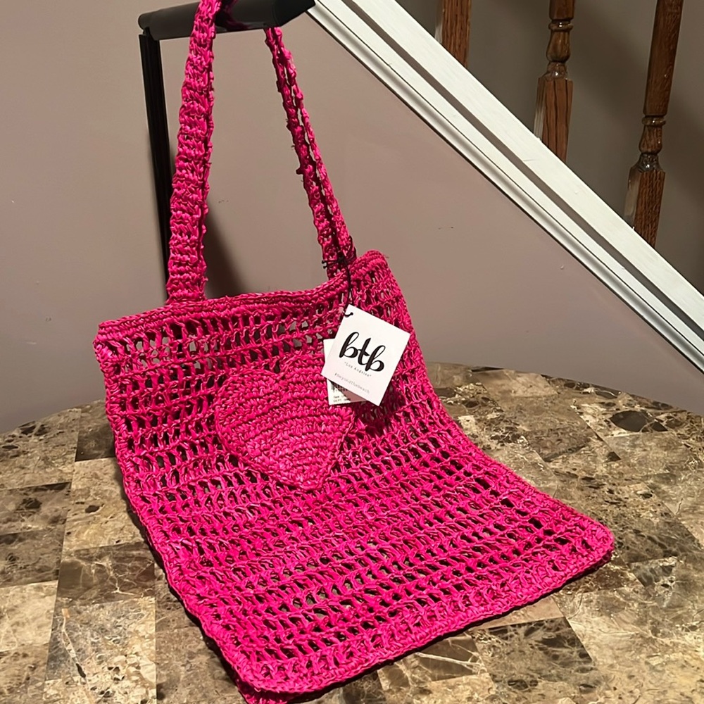 btb Los Angeles Heart Market Tote Bag, Fuchsia